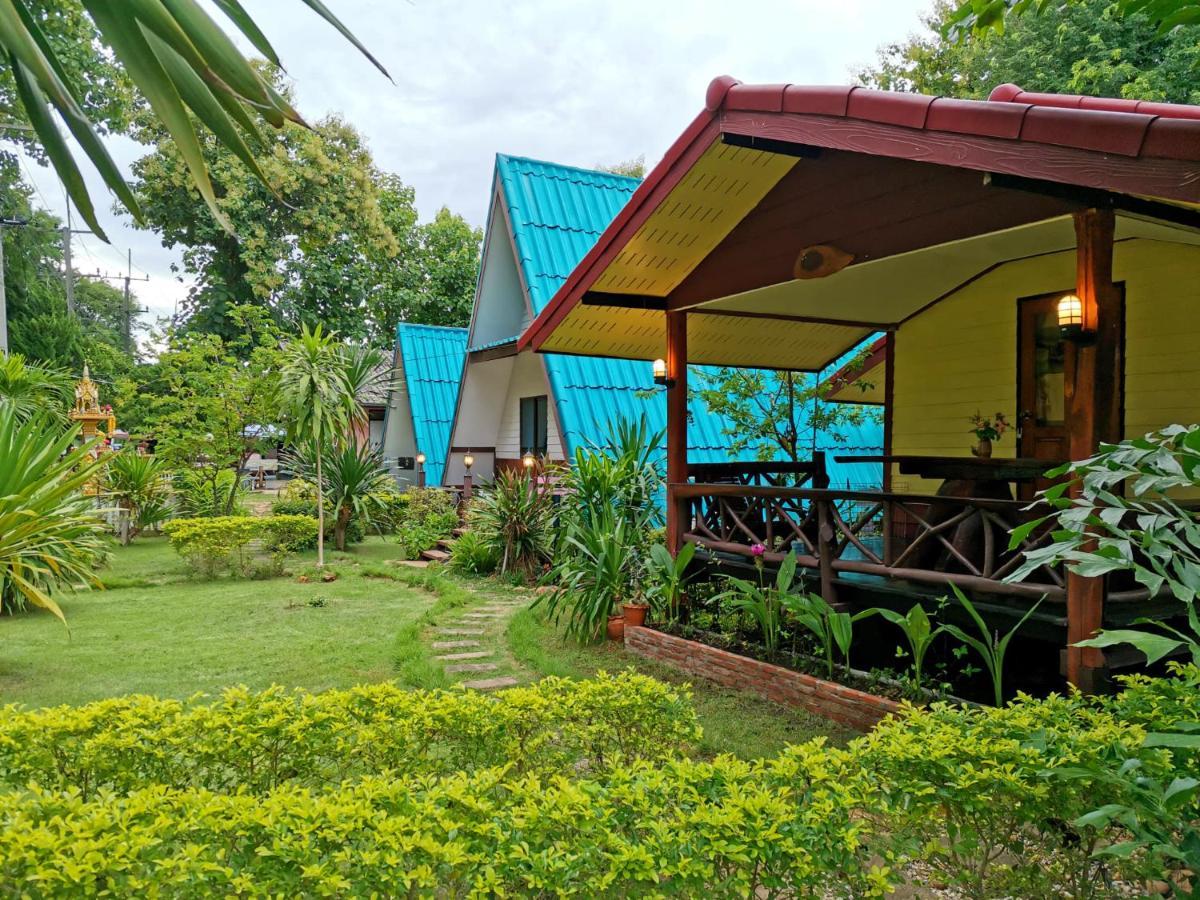 Star View Garden Villa Ban Huai Maenam Noi Buitenkant foto