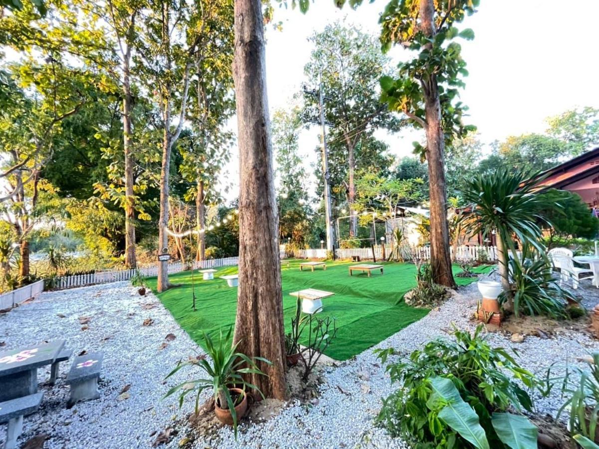 Star View Garden Villa Ban Huai Maenam Noi Buitenkant foto