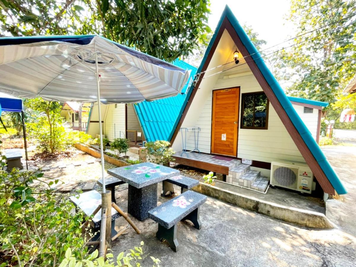 Star View Garden Villa Ban Huai Maenam Noi Buitenkant foto