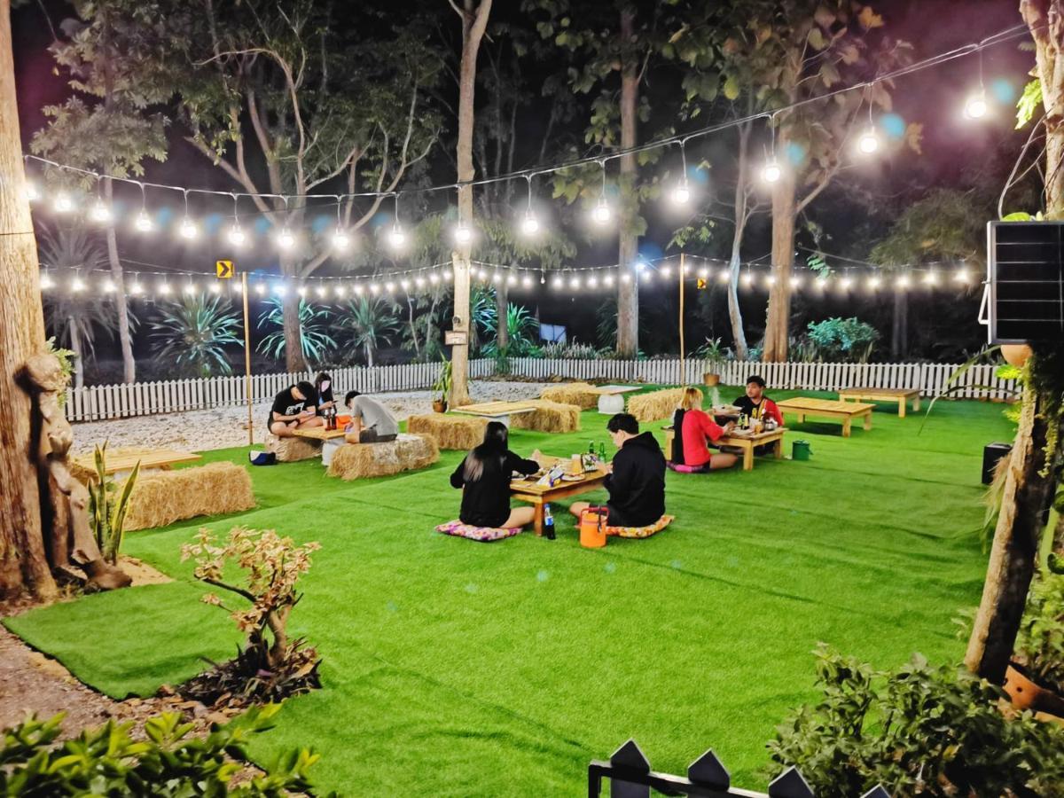 Star View Garden Villa Ban Huai Maenam Noi Buitenkant foto
